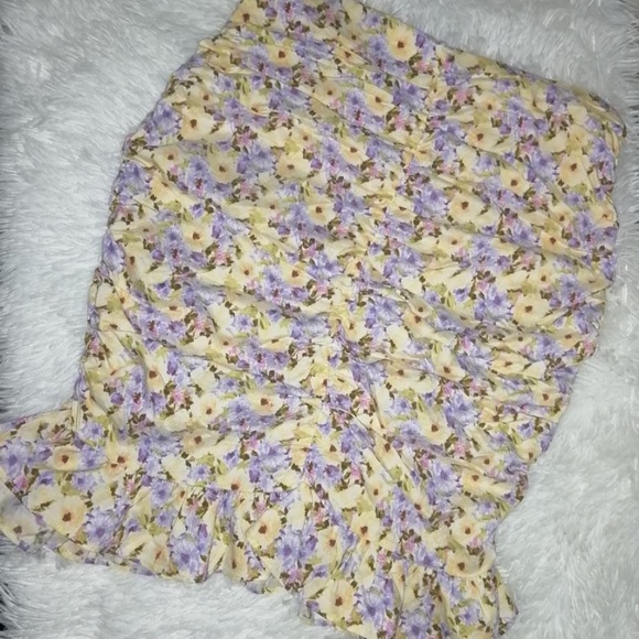 Set - Picture 2 of 3